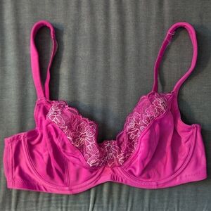 Natori Underwire Bra, Full Coverage, Size 34DD / 34E